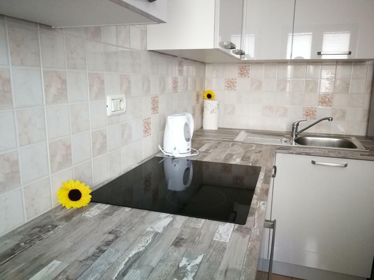 Вілла House Ceh Crni Kal Екстер'єр фото